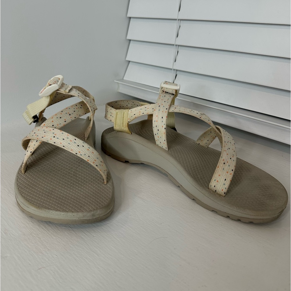 Chacos - WOMEN'S Z/CLOUD ADJUSTABLE STRAP CUSHIONED SANDAL